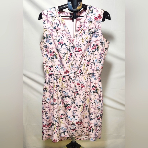 Original Nicole Miller Dresses & Skirts - Original Nicole Miller Pink Sleeveless V-Neck Sundress-Size L